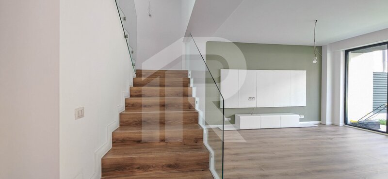 Vila Padurea Baneasa langa lac