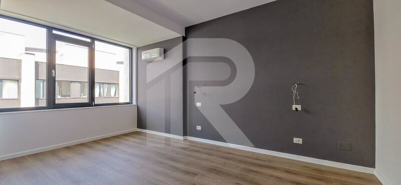 Vila Padurea Baneasa langa lac